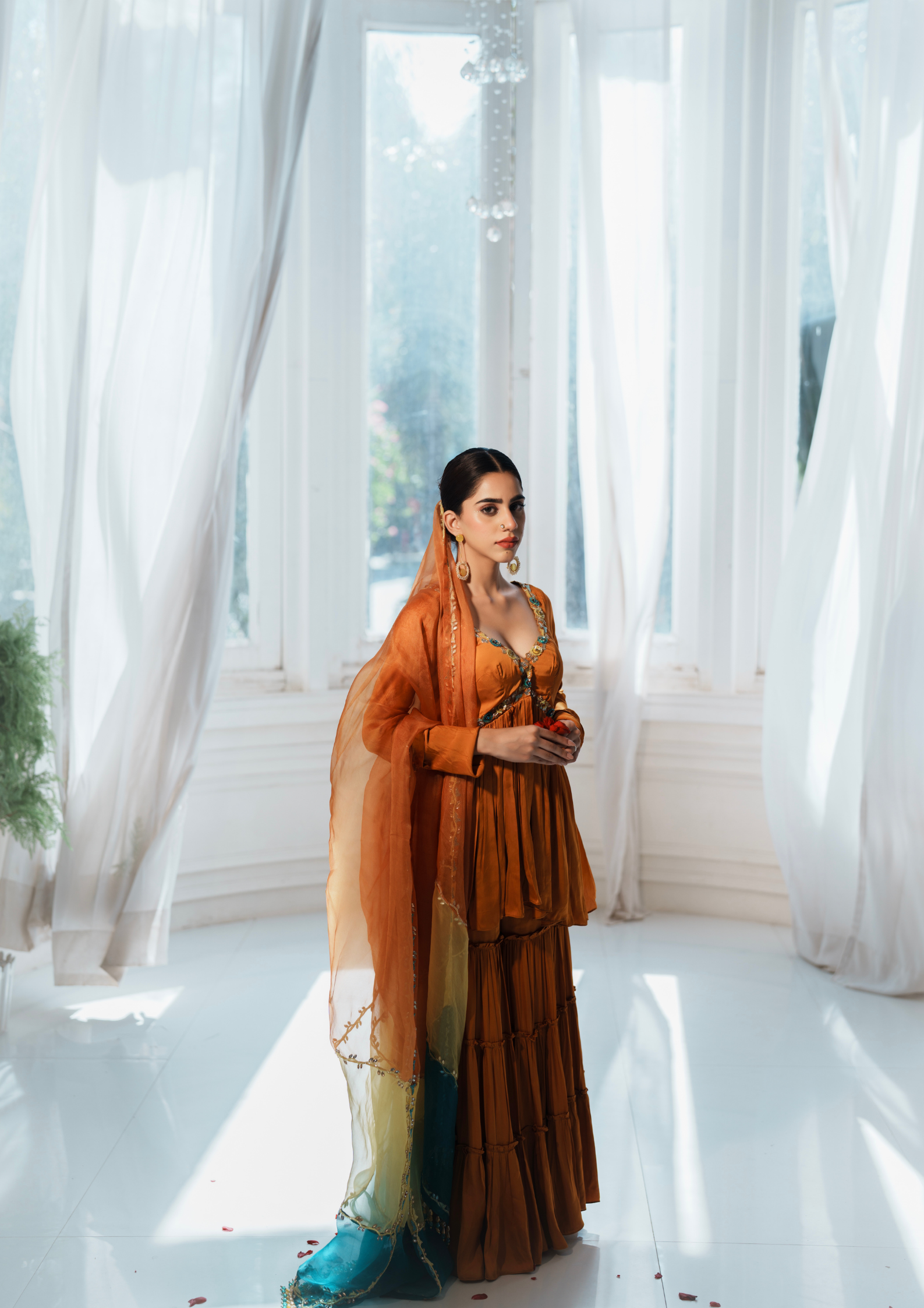 TEJASWI SATIN KURTA SET
